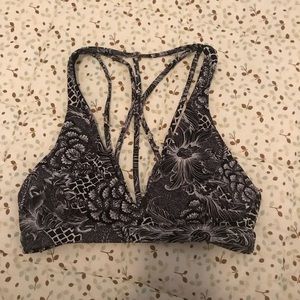 Lululemon strappy sports bra